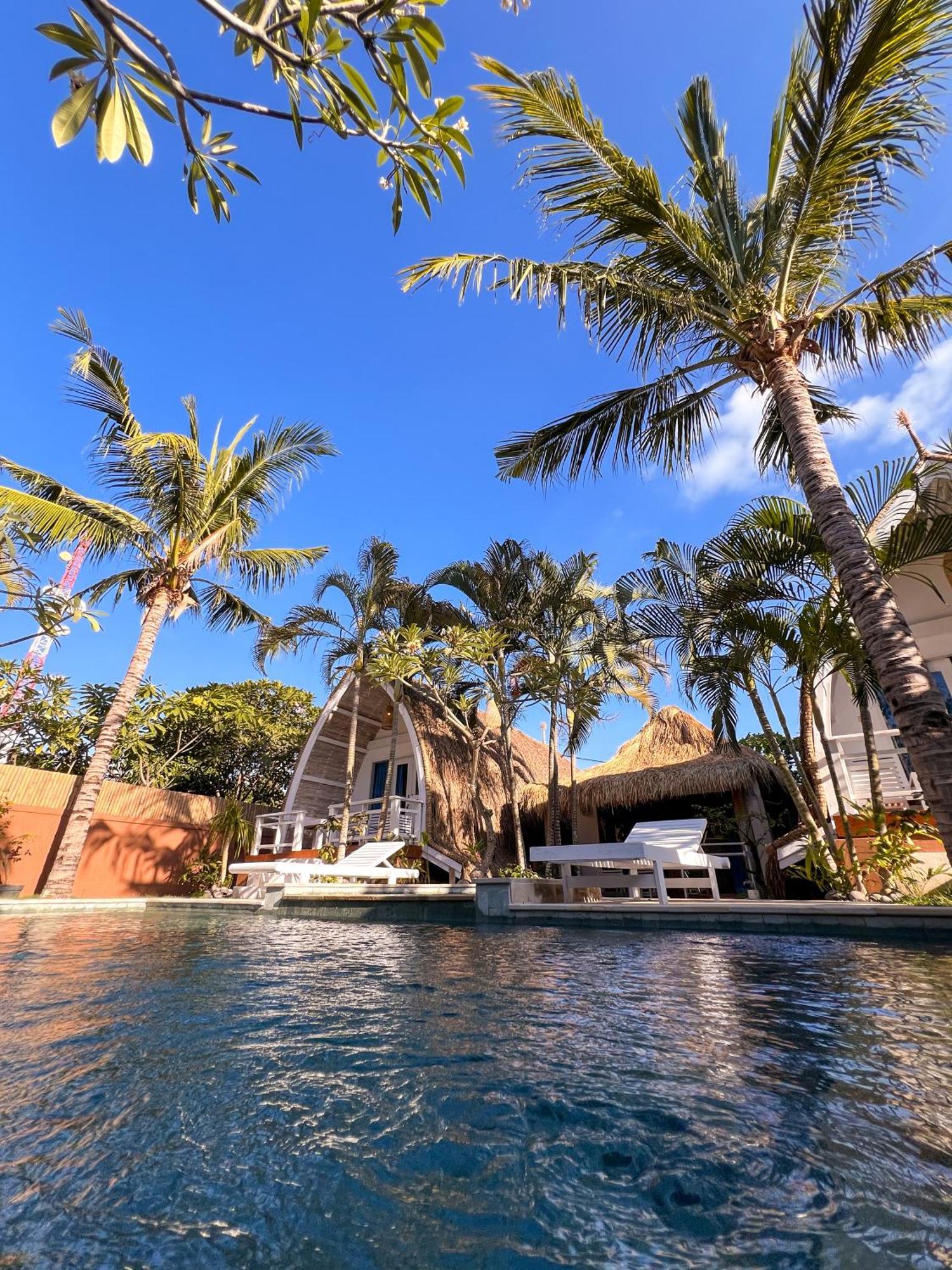 Coconut Dream Villas Gili Trawangan Exterior photo