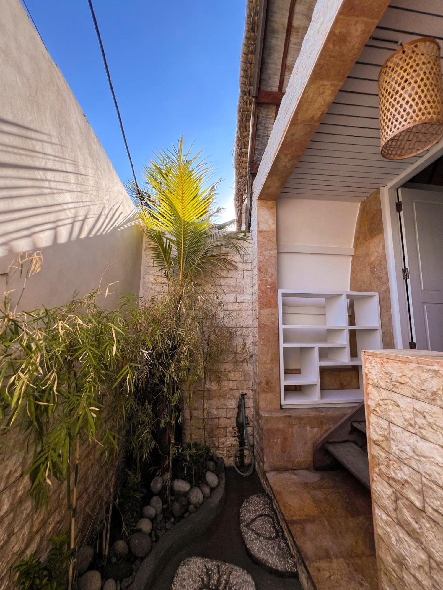 Coconut Dream Villas Gili Trawangan Exterior photo