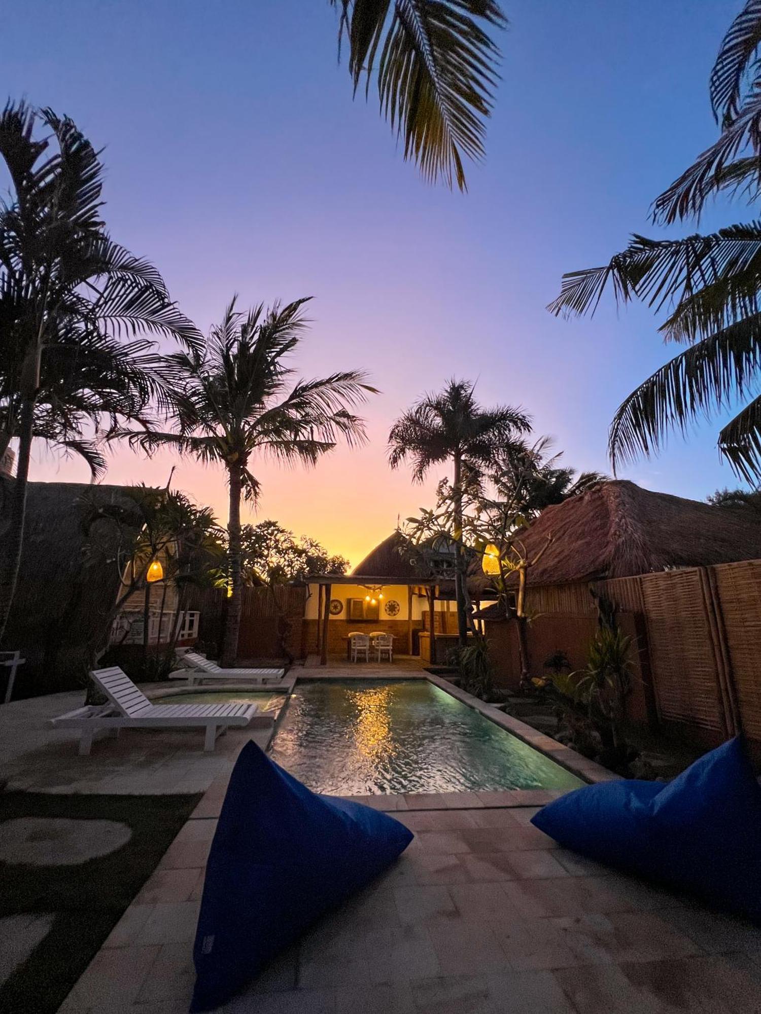 Coconut Dream Villas Gili Trawangan Exterior photo