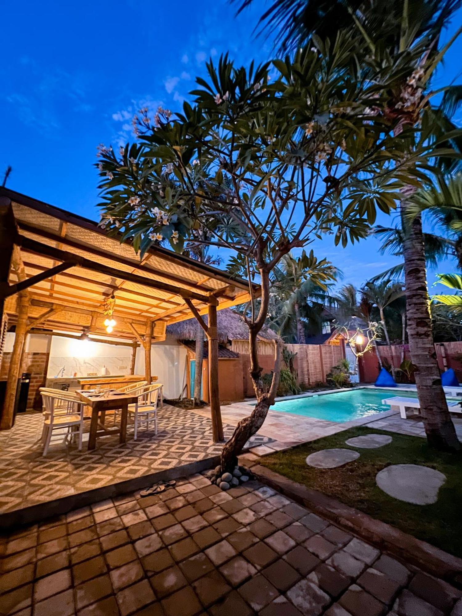 Coconut Dream Villas Gili Trawangan Exterior photo