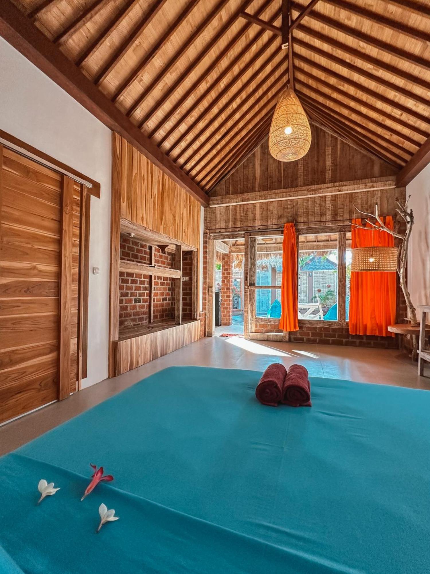 Coconut Dream Villas Gili Trawangan Exterior photo