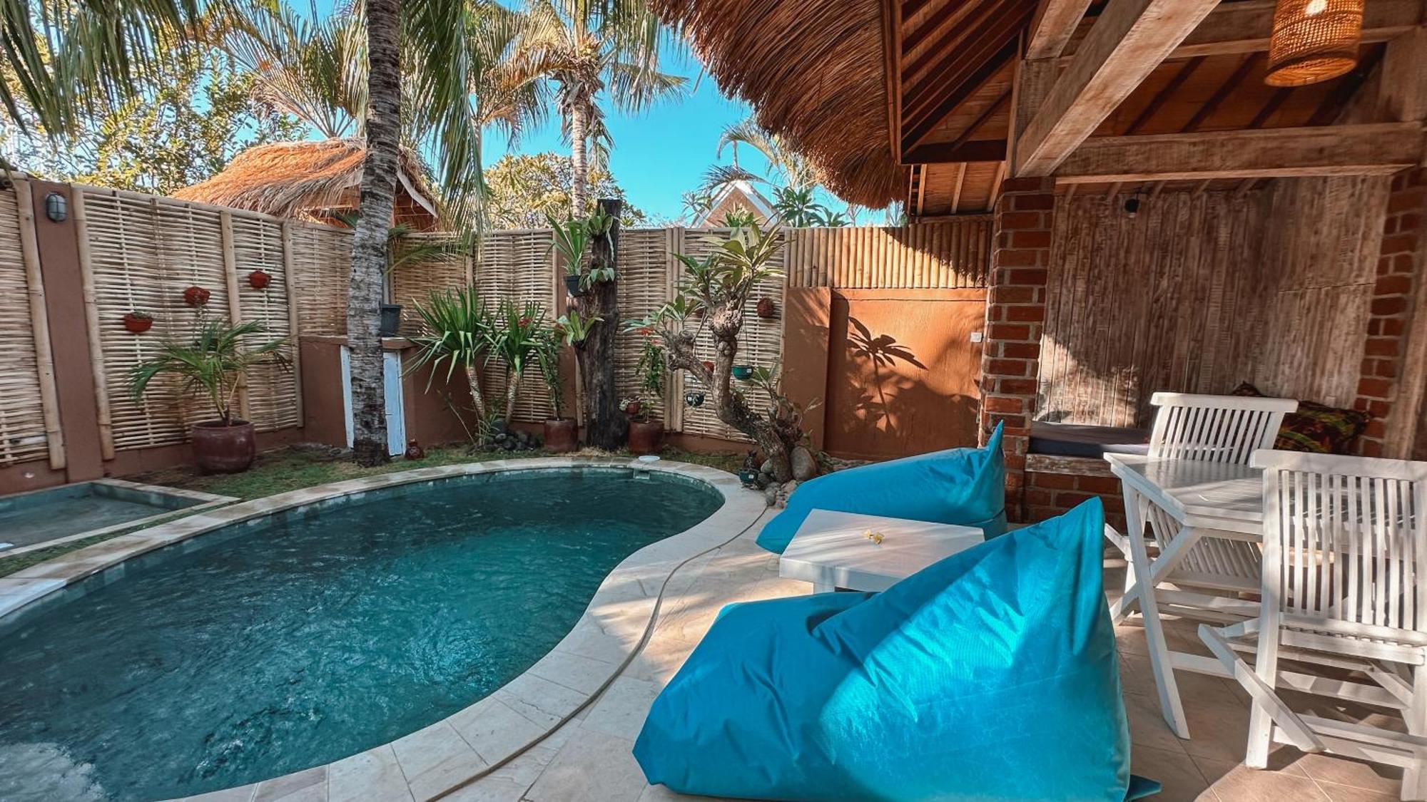 Coconut Dream Villas Gili Trawangan Exterior photo
